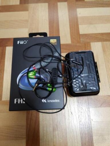 fiioのmmcxイヤフォン 美品です