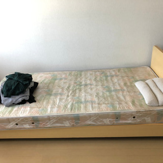 古いベッド