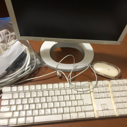 【お譲り先決定】Mac mini 2011 未使用品
