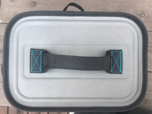 YETI ソフトクーラー　ホッパーフリップ8