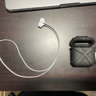 AirPods ケース・ストラップ カラビナ付き
