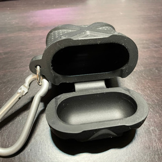 AirPods ケース・ストラップ カラビナ付きの画像