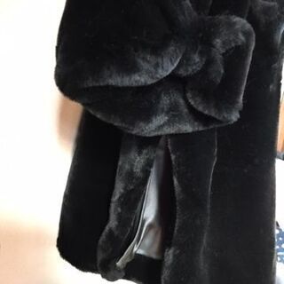 イタリア製フェイクファーコ－ト譲ります。の画像