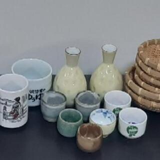 【差し上げます】徳利 お猪口 夫婦湯呑み おつまみ入れザル【美品...
