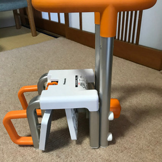 お風呂の中に手すりとして取り付けて使用