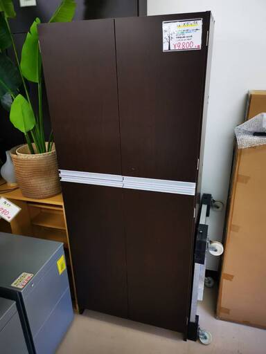 たっぷり収納の靴箱！！
