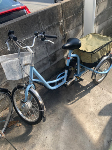 電動　三輪車