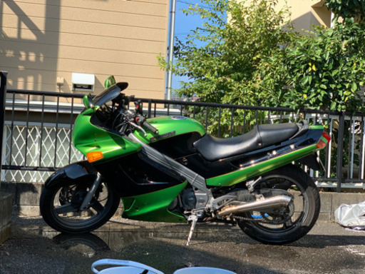 カワサキ　zzr250