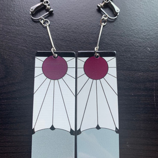 鬼滅の刃　ピアスとイヤリング有　　新品未使用の画像