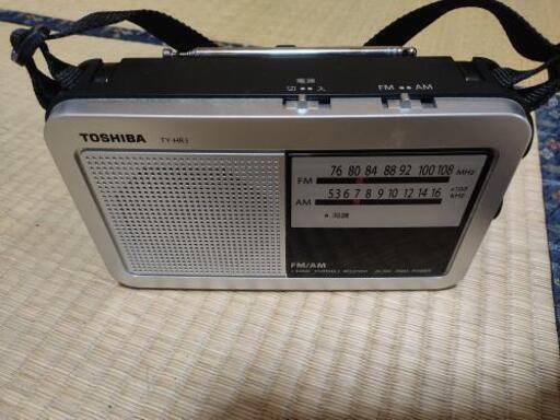 TOSHIBA　東芝 ラジオ　TY-HR3　動作確認済み　電池長持ち大音量ホームラジオ　ワイドFM AM FM