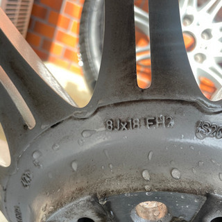 BMW用ラジアルタイヤの画像