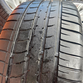 BMW用ラジアルタイヤの画像