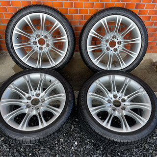 BMW用ラジアルタイヤの画像