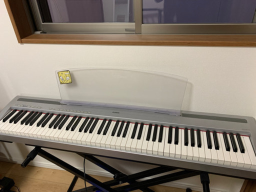 YAMAHA 電子ピアノ P-85
