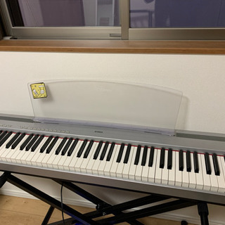 YAMAHA 電子ピアノ P-85