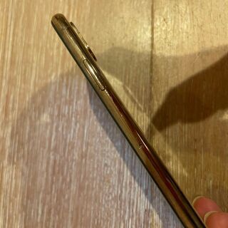 【訳あり】iphone XS 256GB ゴールドの画像