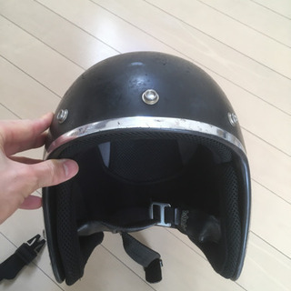 【相談中】ヘルメット2つ　の画像