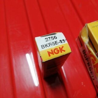 NGK新品点火プラグBCPR6ED/BKR6Eセット売り