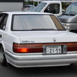 13クラウン jzs131 2500cc の画像