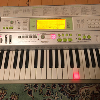 電子ピアノ　カシオ
