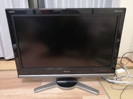 液晶テレビ　SHARP AQUOS LC-32D10