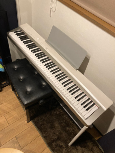 電子ピアノ　CASIO   Ｐrivia
