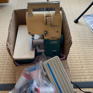 家庭用ロックミシンJUKI mo-102s