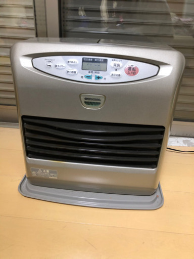 ファンヒーター　ジャンク品　12畳用　2005年製