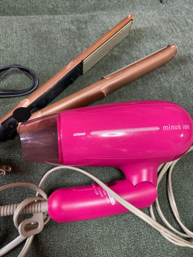 ドライヤー、ヘアアイロン2点セット