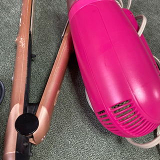 ドライヤー、ヘアアイロン2点セットの画像