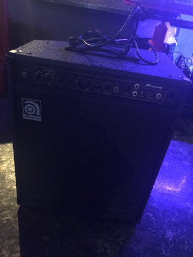Ampeg BA-115 V2 ベースアンプ