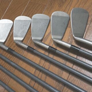 初期中空アイアンセット　テーラーメード ICW11　ゴルフクラブ   5～９、P　6本セットです。の画像