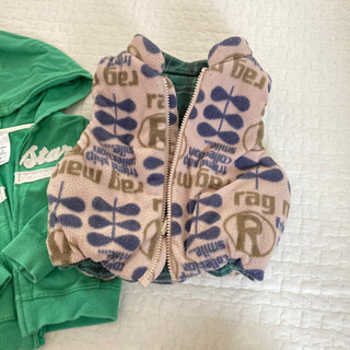 パーカー リバーシブルベスト2枚セット　70〜80の画像