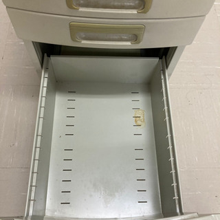 引取場所 南観音 2101-123 事務机用引き出し 3段収納 事務用品 オフィスの画像