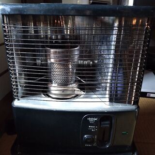 トヨトミ　石油ストーブ