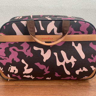 キャリーバッグ