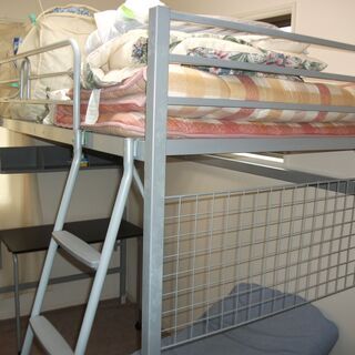 ロフトベッド　パイプベッド