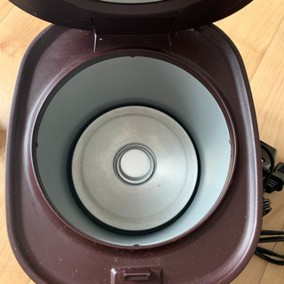 コイズミ 小型 炊飯器 ライスクッカーミニ の画像