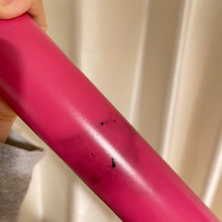 IKEAのテーブル　白×ピンクの画像