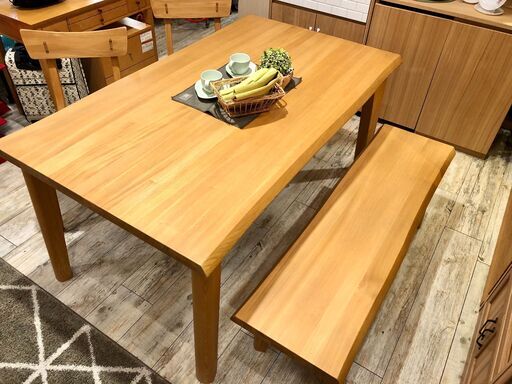 中古　タモ無垢材　ベンチダイニング　4点セット
