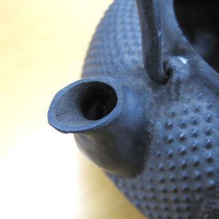 南部鉄器 鉄瓶 高さ7.5cm 伝統工芸 盛岡 茶道具 インテリア 鉄分補給 茶こし あられ 札幌市手稲区の画像