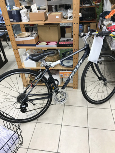 【10％OFFセール！】GIANT ジャイアント ESCAPE メンズXS 24段変速 クロスバイク 自転車