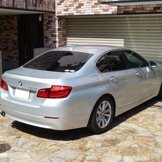 検査3年9月523iハイラインPKG ブラックレザー/シートヒーター/HDDナビ/idrive/地デジ/バックカメラ/クルコン/点検記録簿/ワンオーナー/ETCの画像