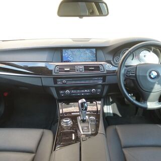 検査3年9月523iハイラインPKG ブラックレザー/シートヒーター/HDDナビ/idrive/地デジ/バックカメラ/クルコン/点検記録簿/ワンオーナー/ETCの画像