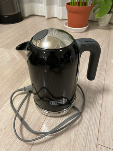 デロンギ　ケトル　BLACK