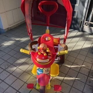 アンパンマン三輪車デラックス　4000円の画像