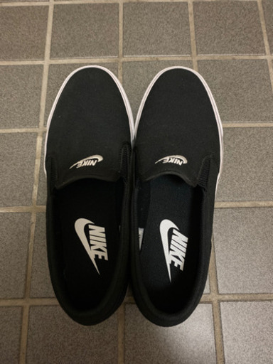 NIKE スリッポン