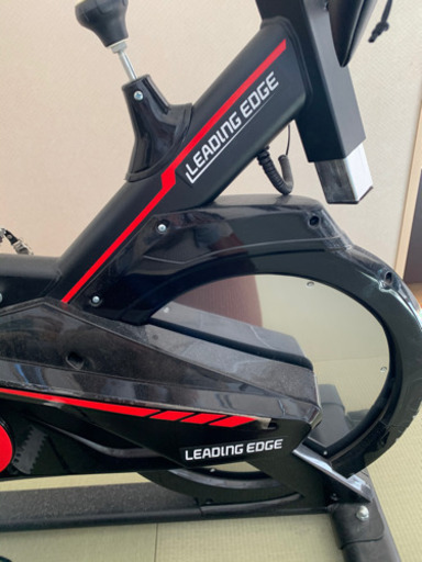 leading edgeスピンバイク