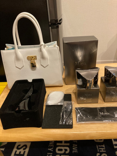 Samanthaカバン新品、MDNAクロームクレイマスクセット