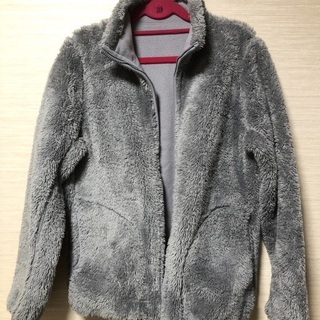 UNIQLO パーカー　Lサイズ